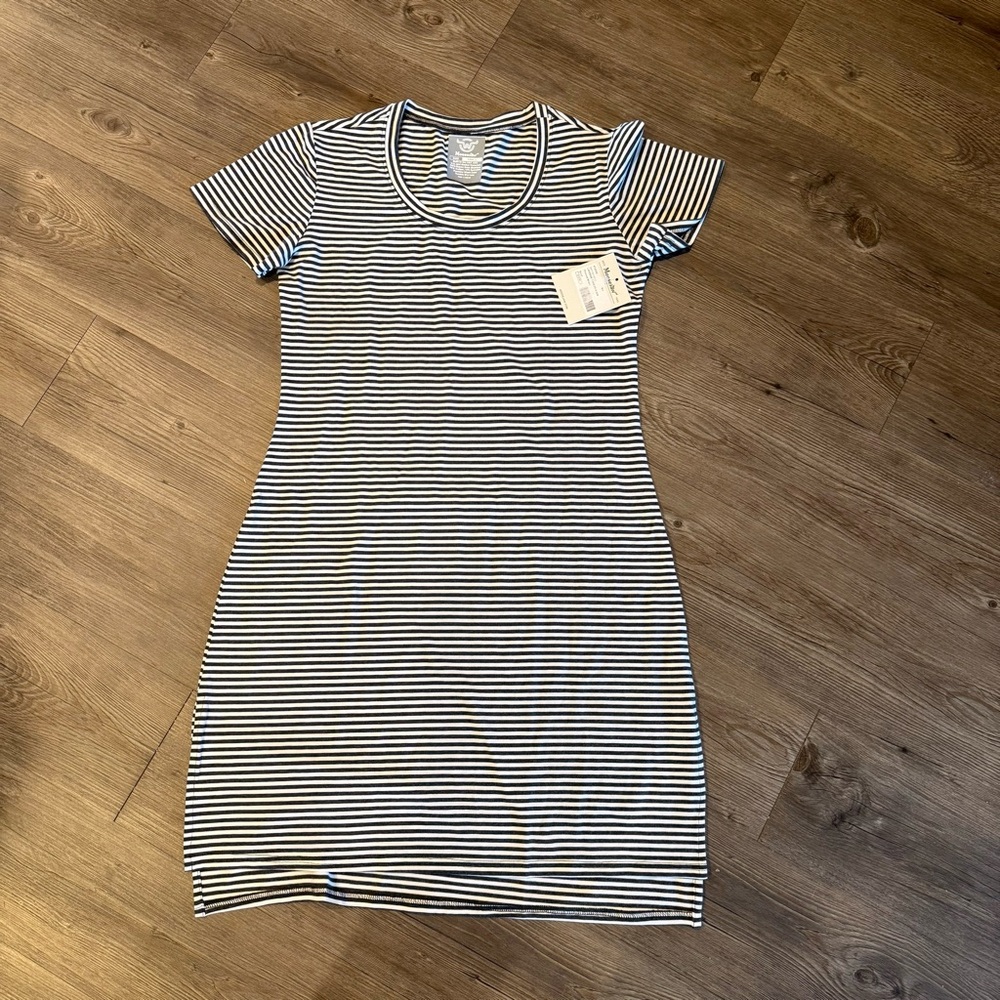 Moose jaw Striped Black and White Women's Lakeside T-Shirt Dress S